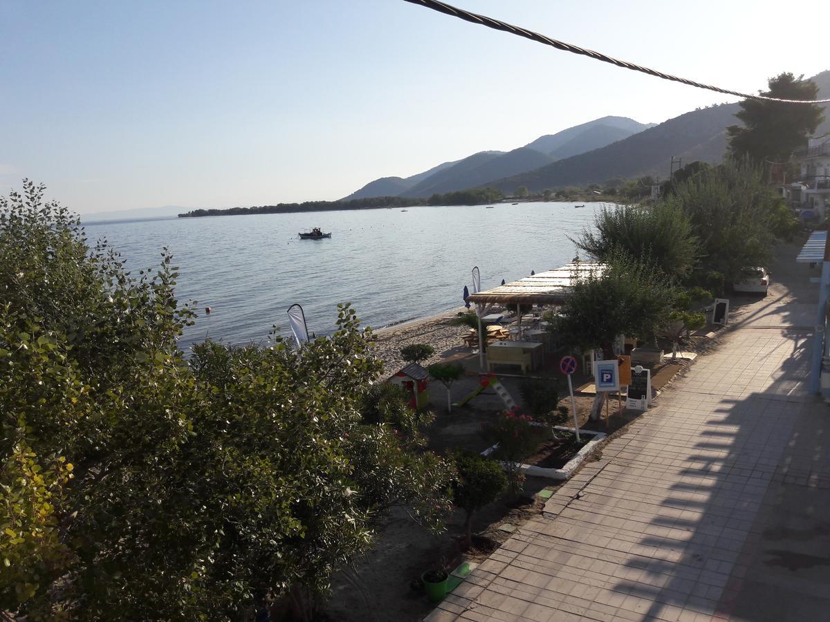 Hotel Prinos Exterior photo